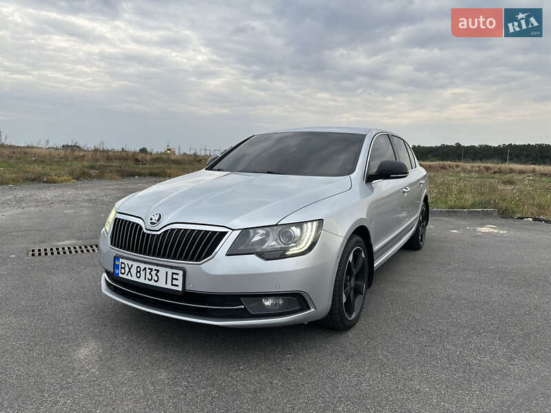 Лифтбек Skoda Superb 2013 в Виннице
