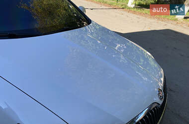 Ліфтбек Skoda Superb 2013 в  фото 7 Ліфтбек Skoda Superb 2013 в