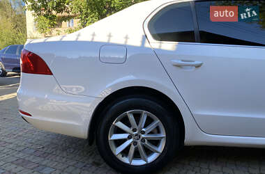 Ліфтбек Skoda Superb 2013 в  фото 10 Ліфтбек Skoda Superb 2013 в
