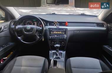 Лифтбек Skoda Superb 2009 в 