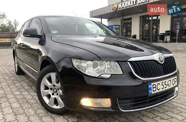 Ліфтбек Skoda Superb 2011 в Львові