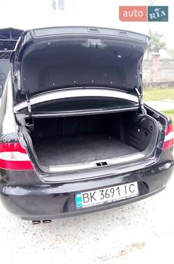 Лифтбек Skoda Superb 2009 в 