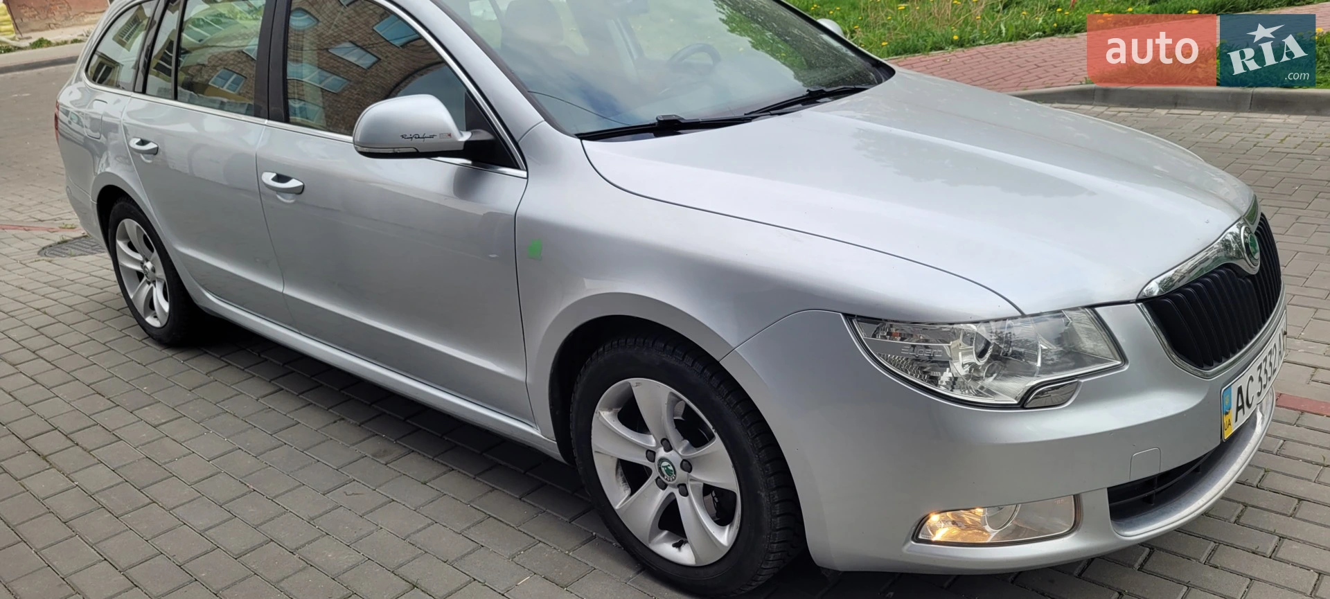 2012 Skoda Superb - мініатюра 5