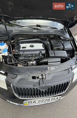 Лифтбек Skoda Superb 2012 в 