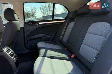 Лифтбек Skoda Superb 2012 в 