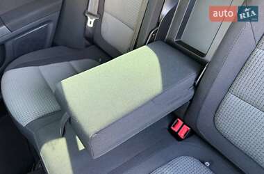 Лифтбек Skoda Superb 2012 в 