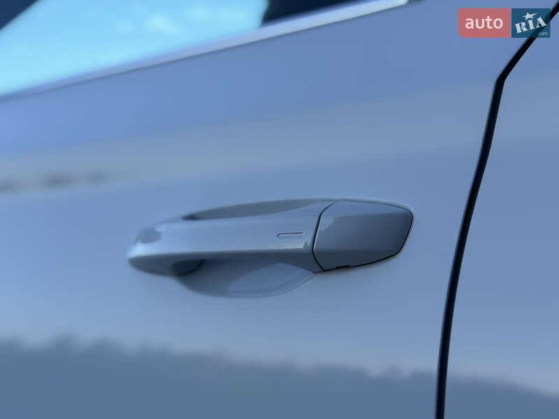 Лифтбек Skoda Superb 2023 в Броварах