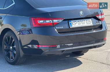 Лифтбек Skoda Superb 2018 в 