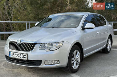 Лифтбек Skoda Superb 2012 в Киеве
