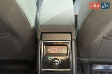 Лифтбек Skoda Superb 2012 в 