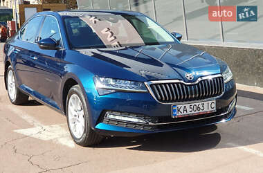 Лифтбек Skoda Superb 2021 в Киеве