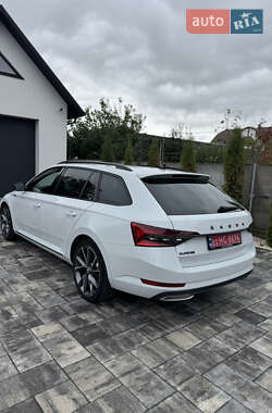 Универсал Skoda Superb 2021 в 