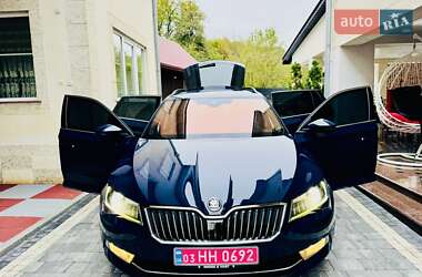 Универсал Skoda Superb 2018 в 