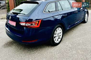 Универсал Skoda Superb 2018 в 