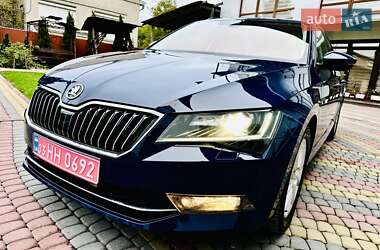 Универсал Skoda Superb 2018 в 