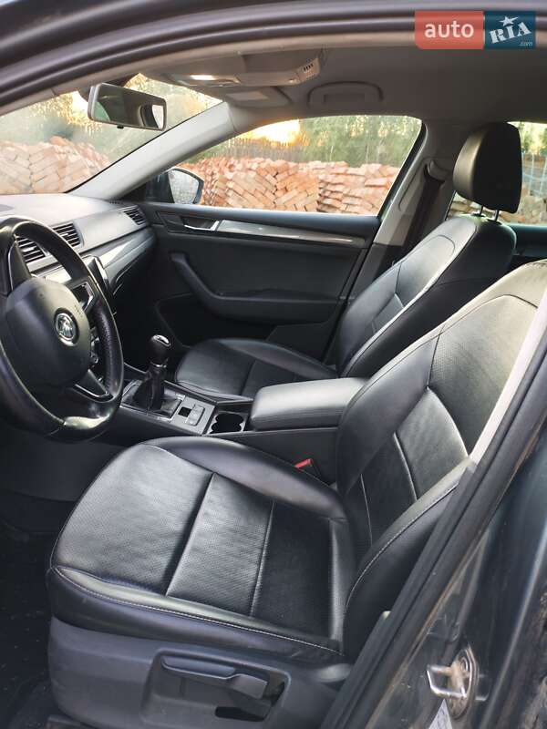 Лифтбек Skoda Superb 2016 в Камне-Каширском
