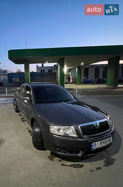 Лифтбек Skoda Superb 2003 в 