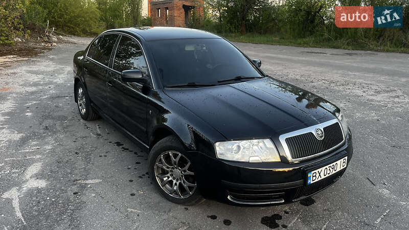 Лифтбек Skoda Superb 2005 в 