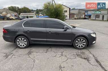 Skoda Superb 2011