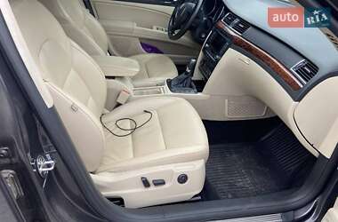 Лифтбек Skoda Superb 2011 в 