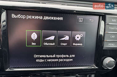 Лифтбек Skoda Superb 2017 в 