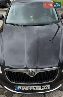 Универсал Skoda Superb 2013 в 