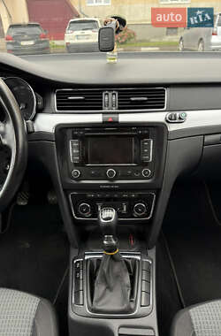 Универсал Skoda Superb 2013 в 