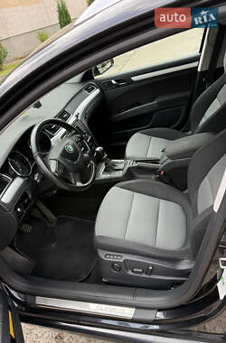 Универсал Skoda Superb 2013 в 