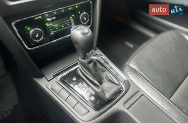 Лифтбек Skoda Superb 2014 в 