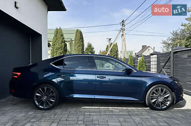 Лифтбек Skoda Superb 2019 в 