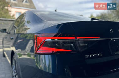 Лифтбек Skoda Superb 2019 в 