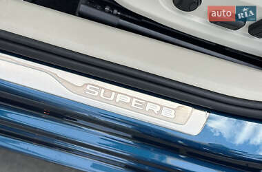 Лифтбек Skoda Superb 2019 в 