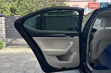 Лифтбек Skoda Superb 2019 в 