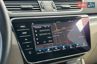 Лифтбек Skoda Superb 2019 в 