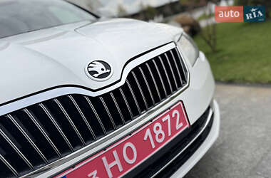 Универсал Skoda Superb 2013 в 