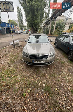 Универсал Skoda Superb 2014 в 