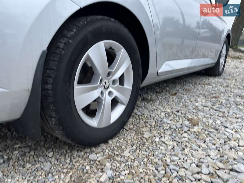 Универсал Skoda Superb 2019 в Коломые