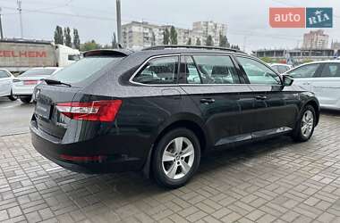 Универсал Skoda Superb 2017 в 