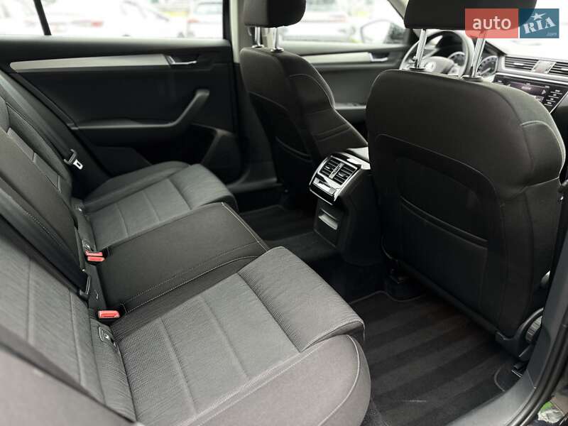 Универсал Skoda Superb 2017 в Киеве фото 15 Универсал Skoda Superb 2017 в Киеве