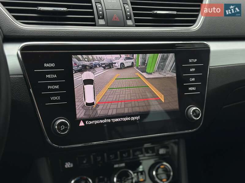 Универсал Skoda Superb 2017 в Киеве фото 28 Универсал Skoda Superb 2017 в Киеве