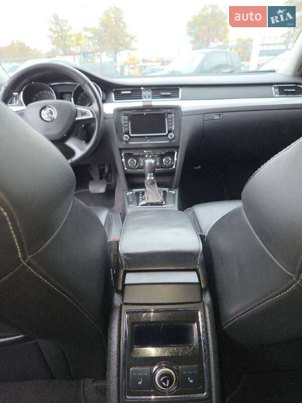 Лифтбек Skoda Superb 2013 в Киеве