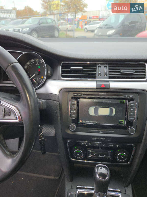 Лифтбек Skoda Superb 2013 в Киеве