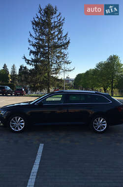 Универсал Skoda Superb 2017 в 
