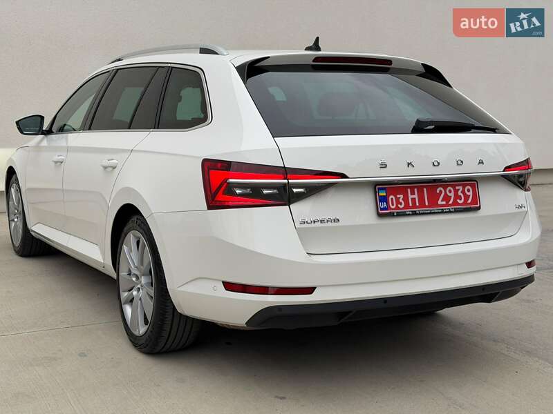 Универсал Skoda Superb 2019 в Луцке