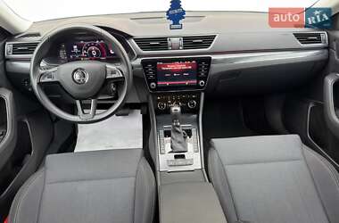 Универсал Skoda Superb 2019 в 