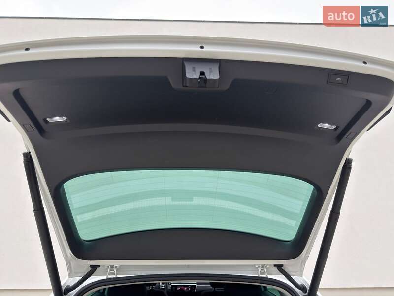 Универсал Skoda Superb 2019 в Луцке