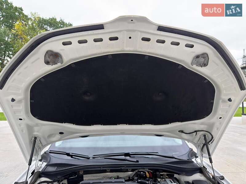 Универсал Skoda Superb 2019 в Луцке