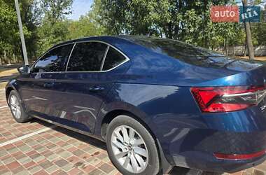 Лифтбек Skoda Superb 2021 в 