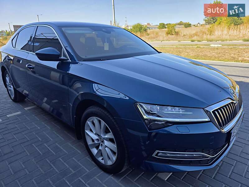 Лифтбек Skoda Superb 2021 в Кропивницком