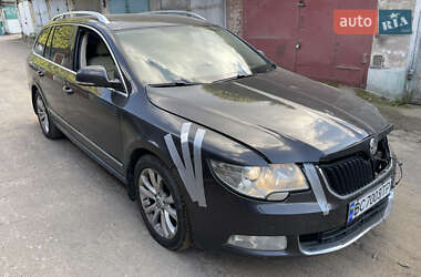 Универсал Skoda Superb 2011 в Львове